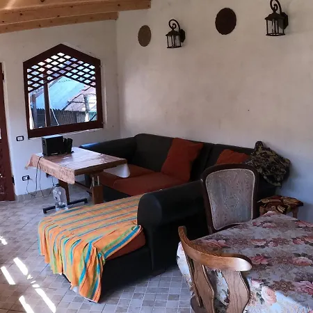 Guest house Pensiunea Casa Eliza Maria Bucsenesti